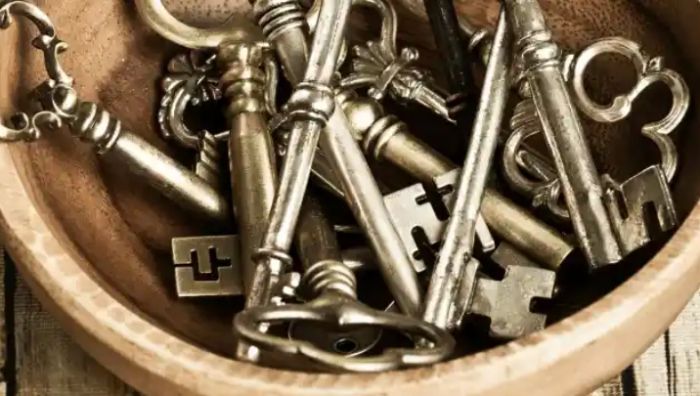 Husband Leaves Wife And 3-Month-Old Baby Due To Indicent With Dog