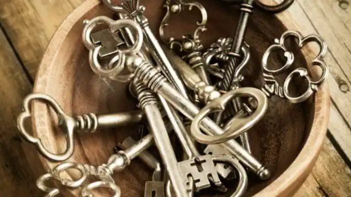 Husband Leaves Wife And 3-Month-Old Baby Due To Indicent With Dog